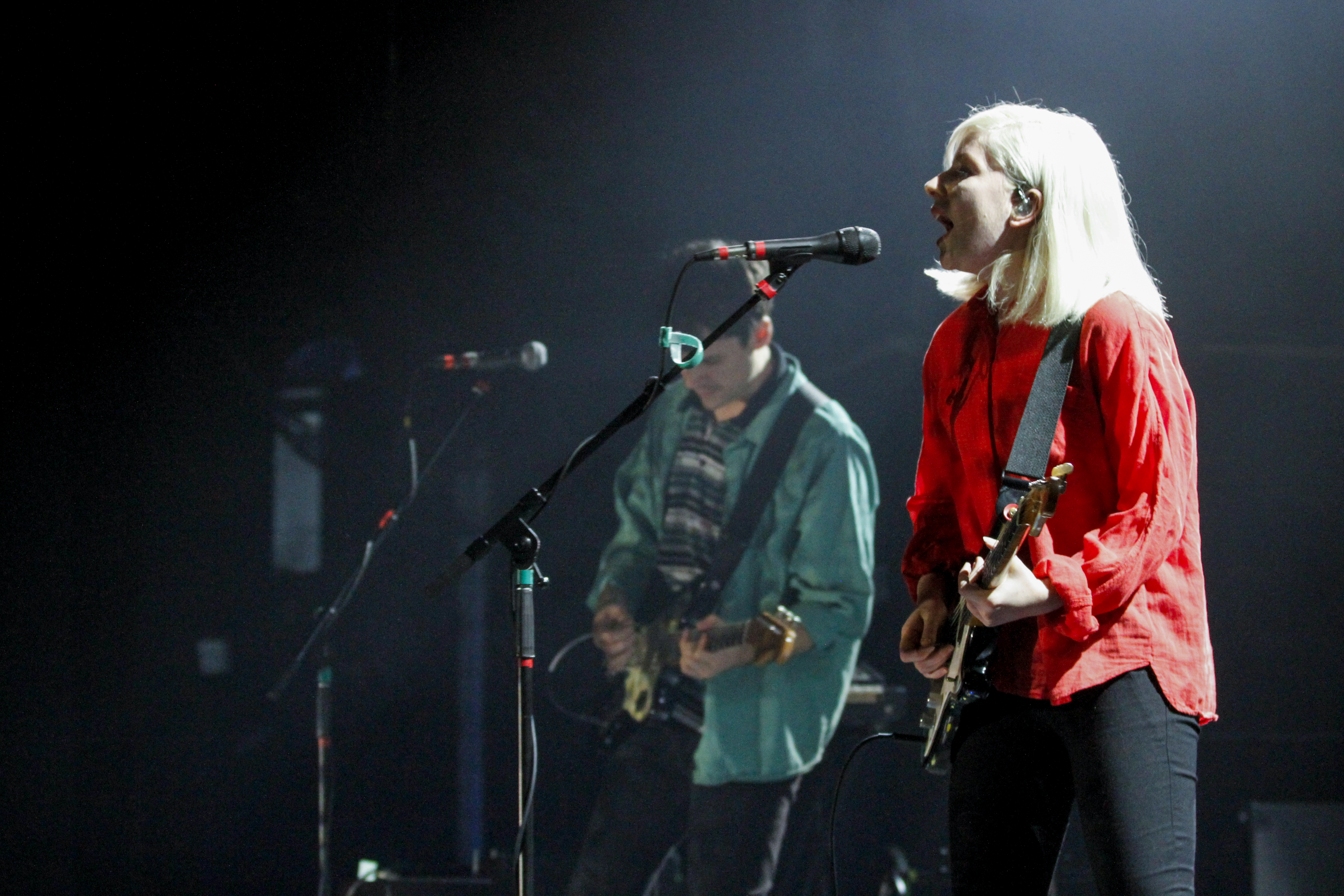 Alvvays plays at Brooklyn Steel in Williamsburg, Brooklyn, New York on Oct. 5, 2017. (© Michael Katzif - Do not use or republish without prior consent.)